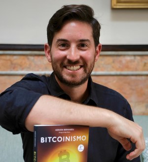 Adrián Bernabéu, autor de Bitcoinismo